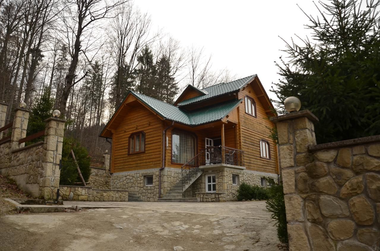 Мини-отель Sofia Forest Club Яремче-9