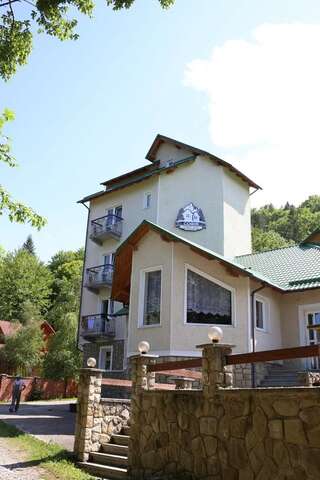 Мини-отель Sofia Forest Club Яремче-4